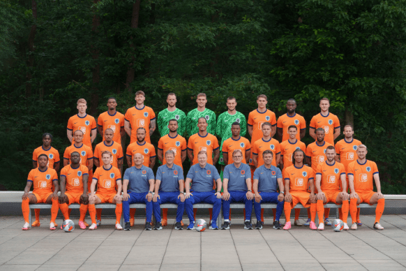 挪威田径家,族风波,父亲涉嫌虐,香港赛马会,赛程安排,赛果查询,马匹资料,比赛分析