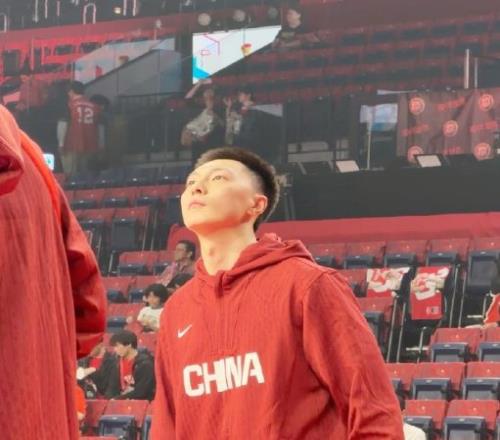 卡塔尔世界,中国球迷可,免熬夜之苦,香港赛马会,赛程安排,赛果查询,马匹资料,比赛分析