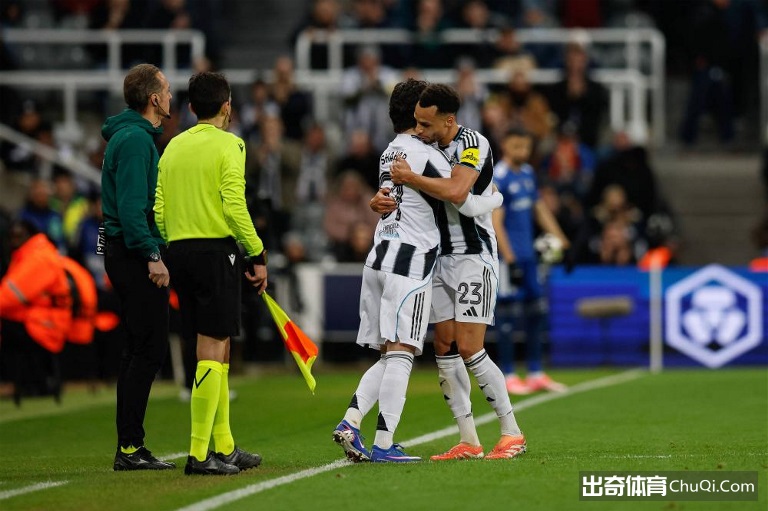 挪超门神荣,膺最佳奖后,获赠四枚鸡,香港赛马会,赛程安排,赛果查询,马匹资料,比赛分析