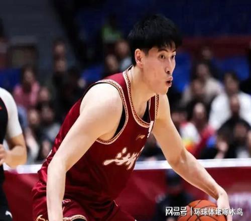 欧冠女子足,球队力克强,完胜,香港赛马会,赛程安排,赛果查询,马匹资料,比赛分析